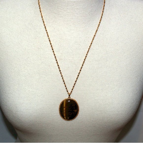 19" Gold Plated Necklace with Oval Tiger Eye Pendant - Picture 4 of 7